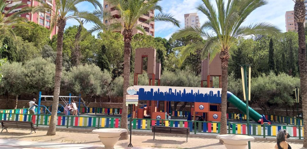 Apartamentos Anfiteatro Benidorm Kültér fotó