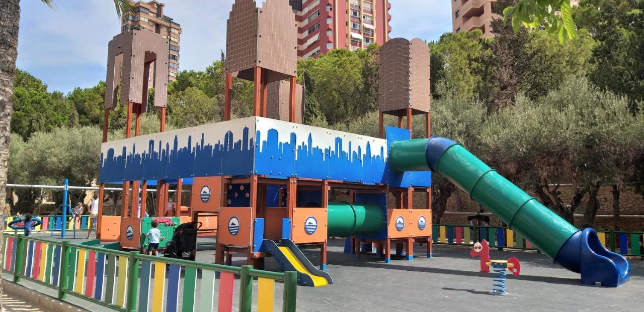 Apartamentos Anfiteatro Benidorm Kültér fotó